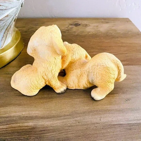 Vintage Porcelain Yellow Labrador Puppy Figurine Duo - Picture 3 of 4